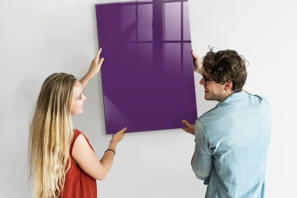 Fialová skleněná magnetická tabule