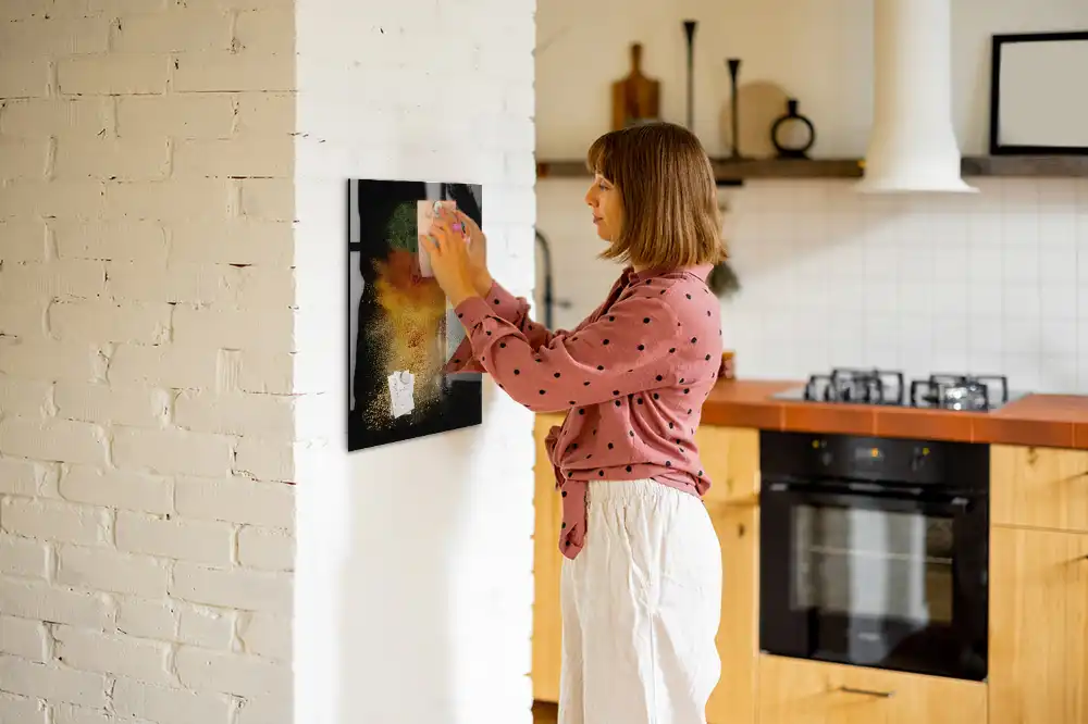Nástěnná magnetická tabule s motivem exploze koření