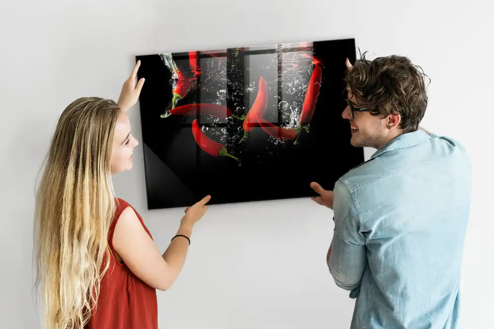 Magnetická nástěnná tabule s motivem paprik ve vodě