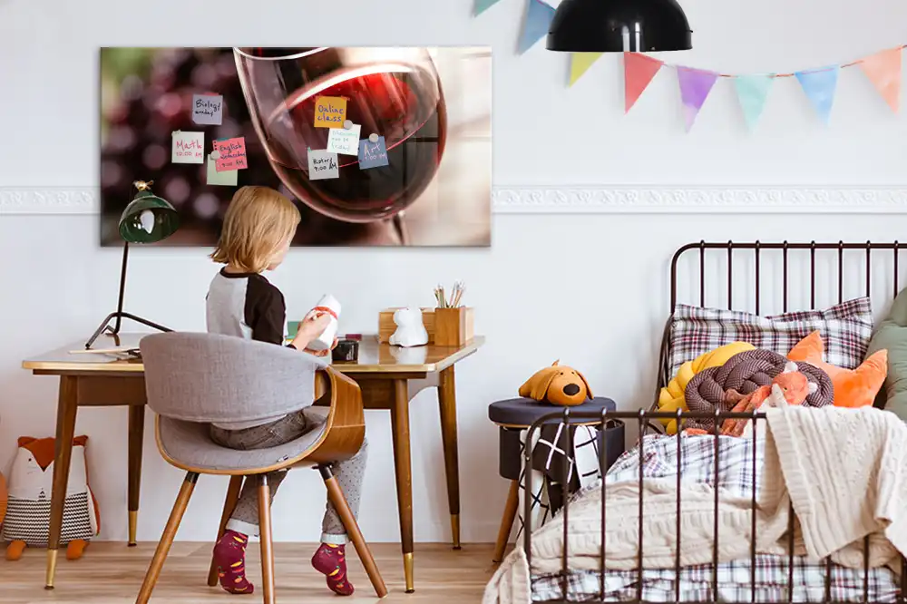 Magnetická skleněná tabule s motivem alkoholického nápoje
