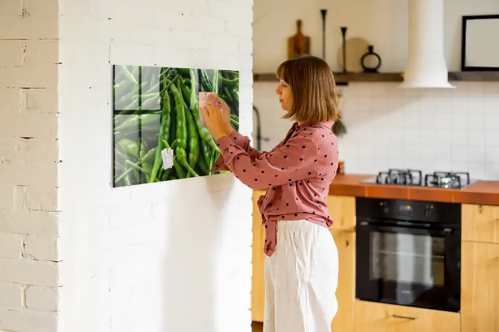 Zelená nástěnná magnetická tabule paprika