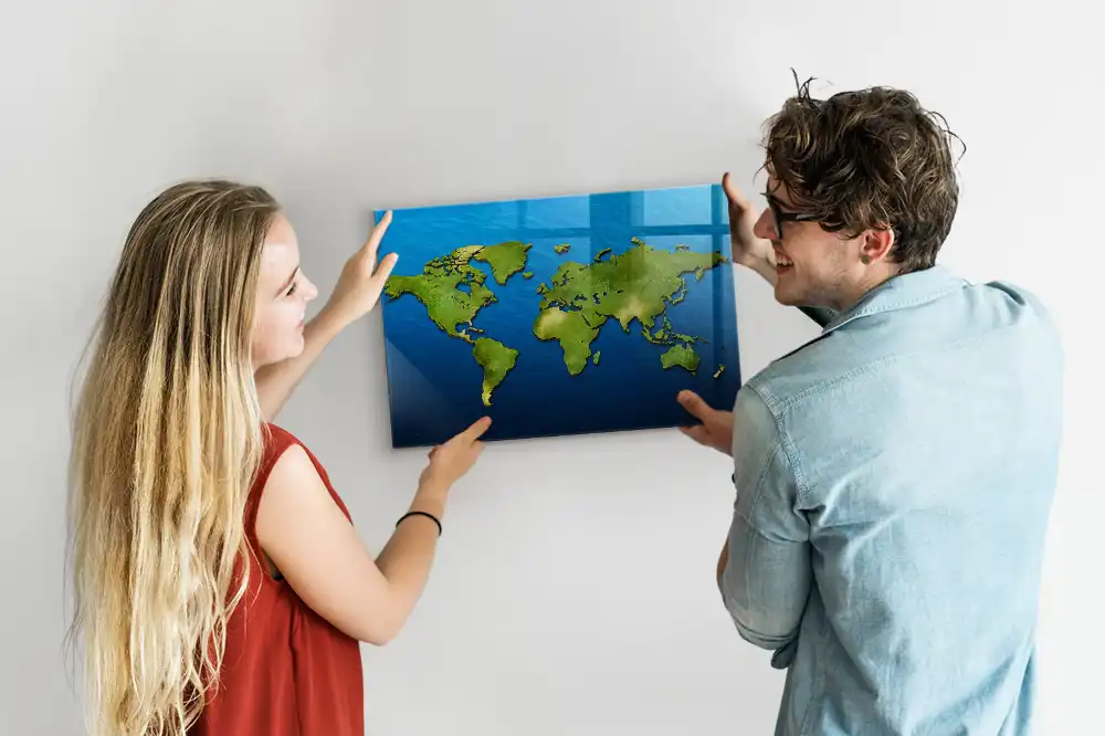 Skleněná magnetická tabule s motivem mapy světa