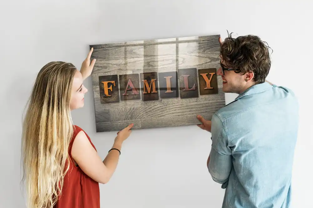 Magnetická nástěnná tabule s nápisem Family