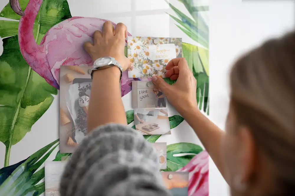 Magnetická tabule s motivem přírody a plameňáků