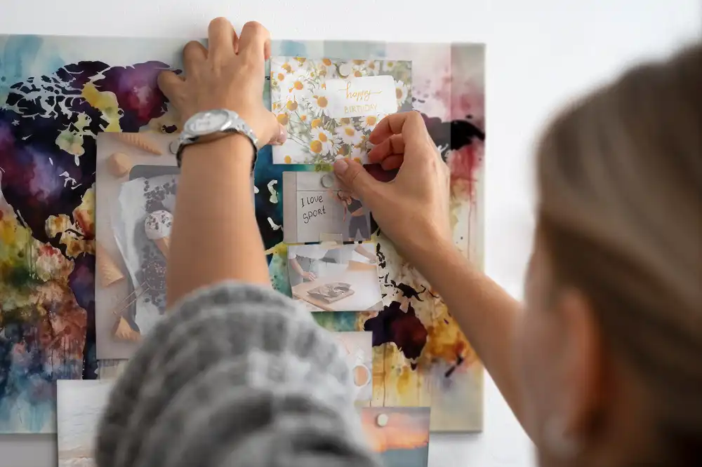 Skleněná magnetická tabule Akvarelový atlas