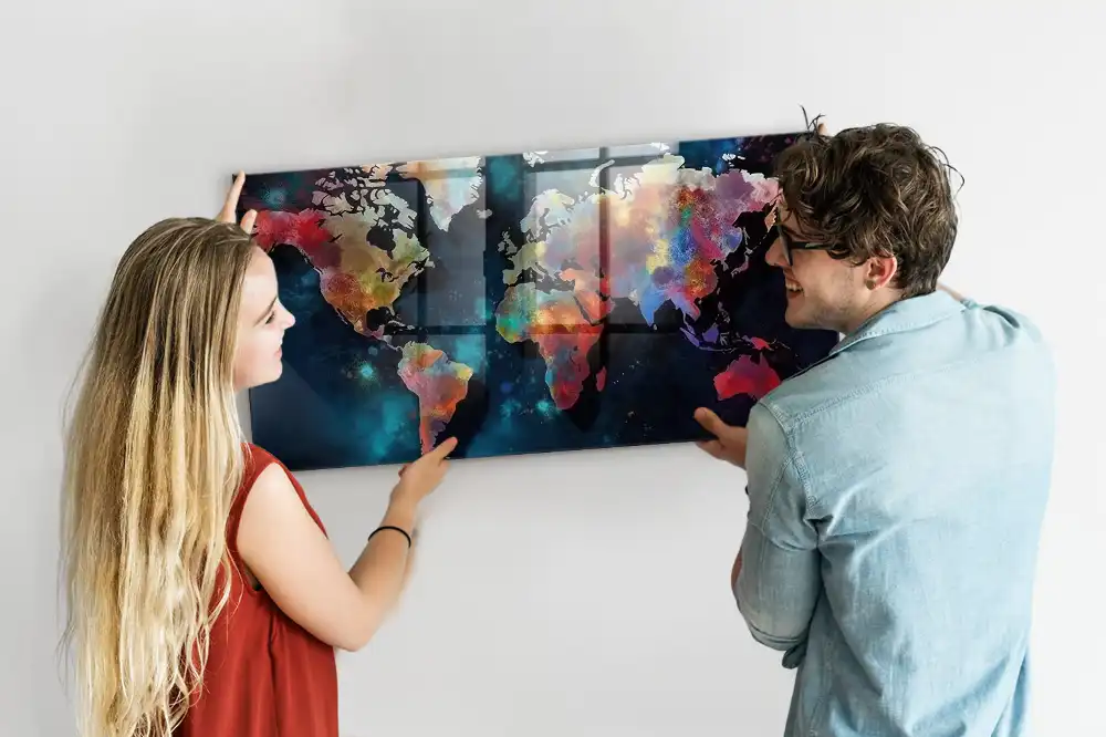 Magnetická tabule na zeď se vzorem geometrie světa