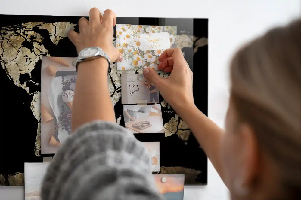 Magnetická tabule na zeď se stíratelnou mapou světa
