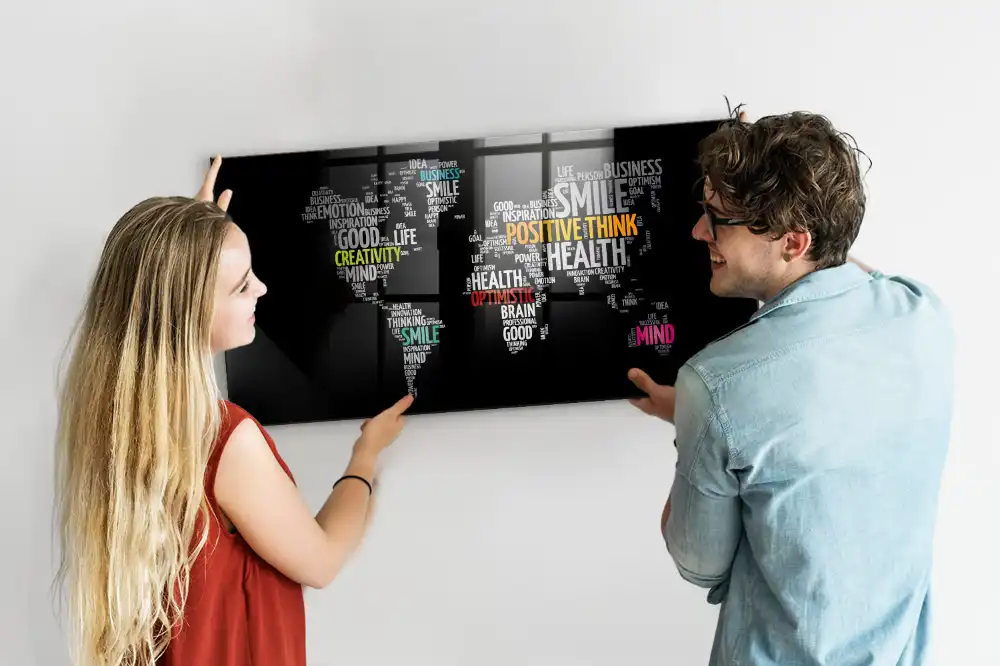 Barevná magnetická tabule s mapou světa