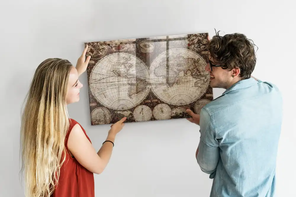 Magnetická tabule s motivem historické mapy světa