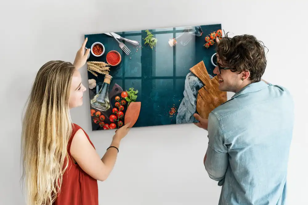 Magnetická tabule na zeď pro kuchyňské doplňky