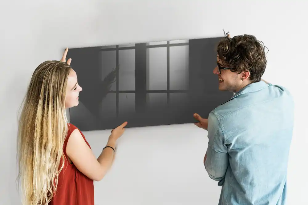 Magnetická nástěnná tabule v šedé barvě