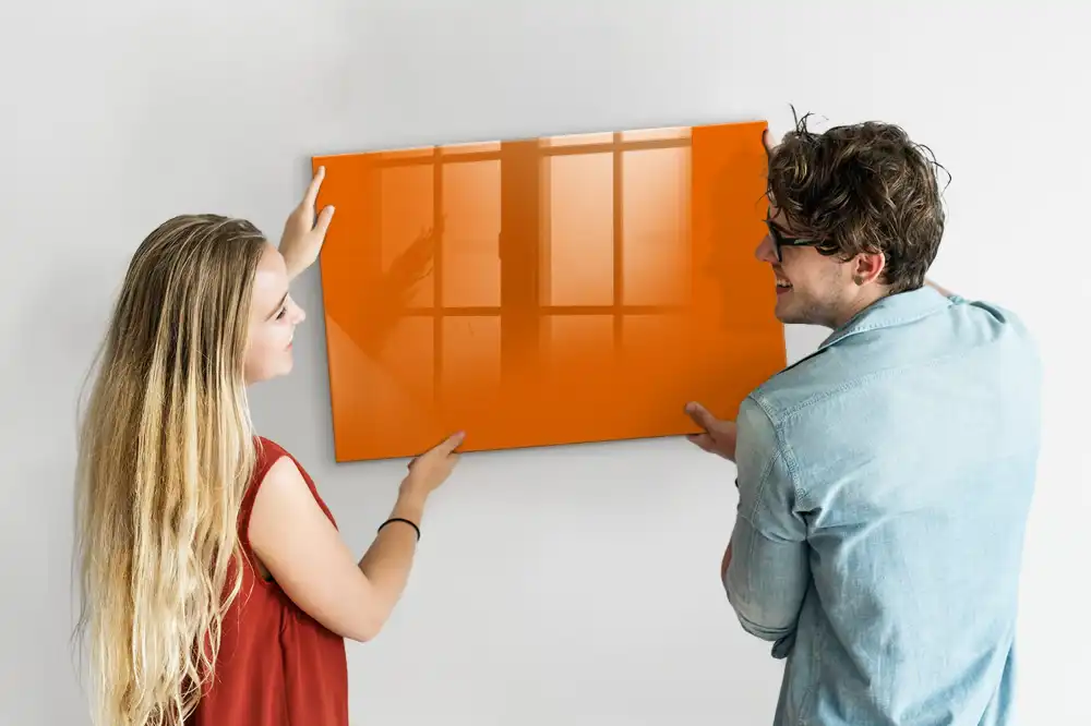 Oranžová skleněná magnetická tabule